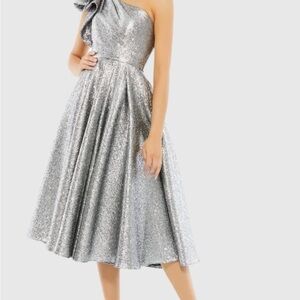 Mac Duggal Silver One-Shoulder A-Line Gown